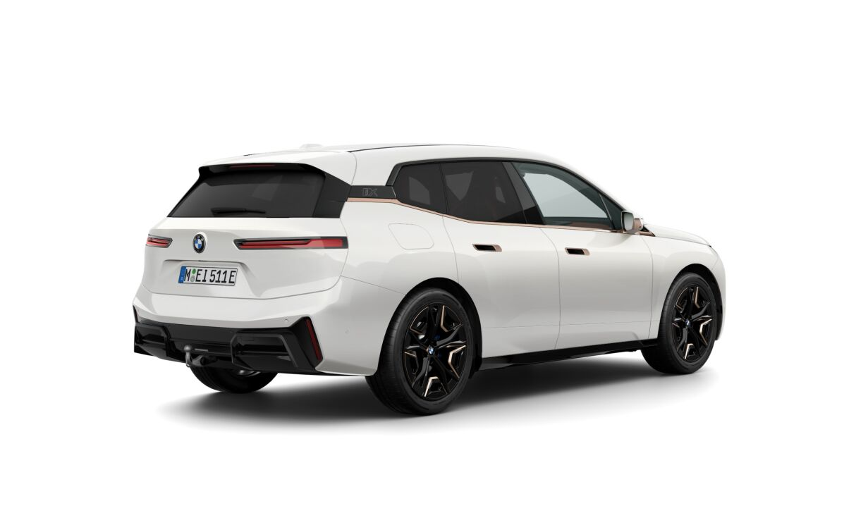 BMW iX xDrive45